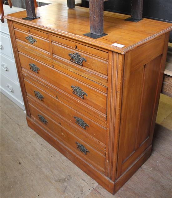 Late 19th Century chest of drawers